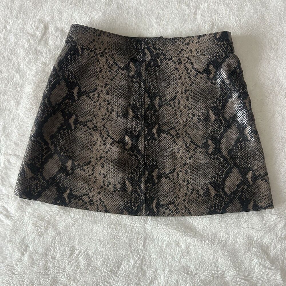 ALL  SAINTS Lena mini skirt in soft 100% goat Animal Snake Skin leather sz 0 - Picture 4 of 6